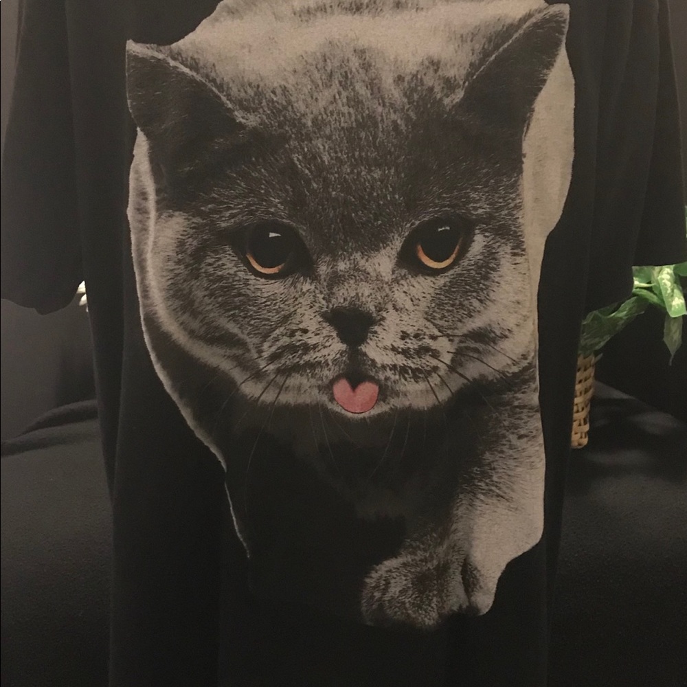 Cat t-shirt